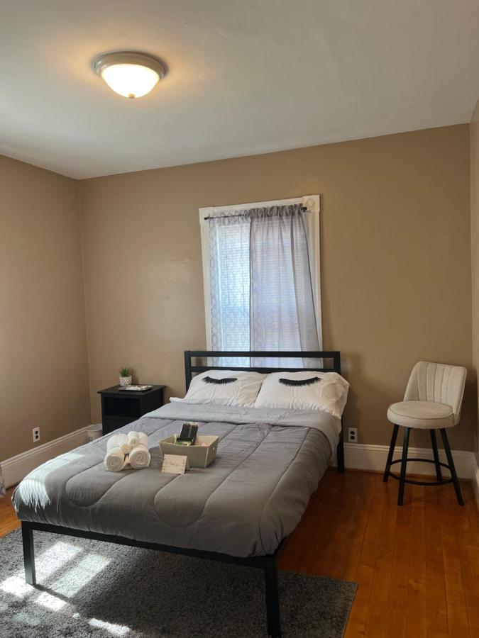 Shy'S Place Brockton Esterno foto